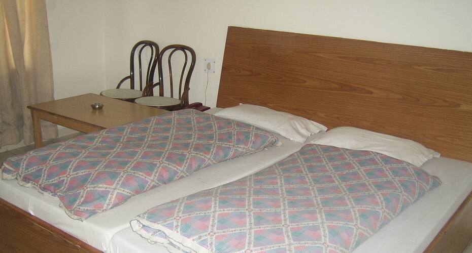 Hotel Him Plaza, Almora 4